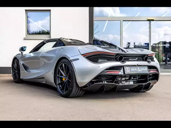 McLaren 720S SPIDER 4.0 V8 720 - Photo 2