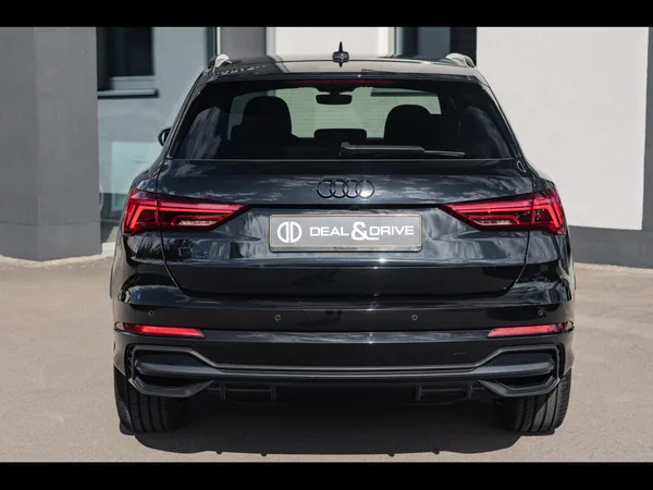 Audi Q3 35 TFSI S-TRONIC S-LINE - Photo 3