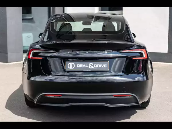 Tesla Model 3 HIGHLAND PREMIUM RWD - Photo 3