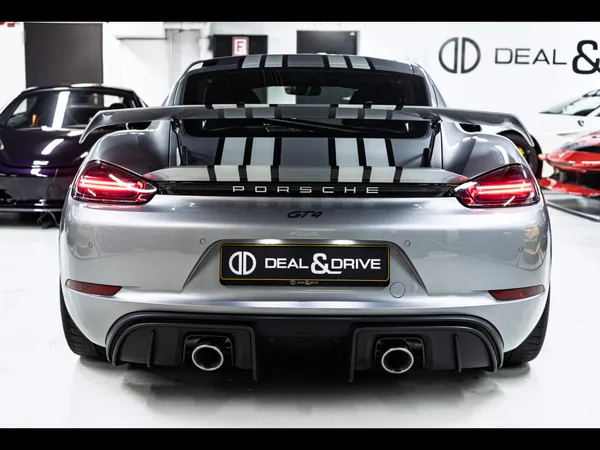 Porsche 718 Cayman GT4 MANUAL-6 - Photo 3