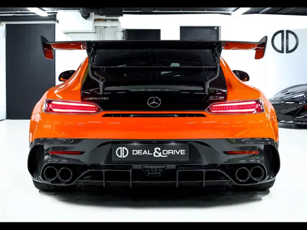 Mercedes-Benz AMG GT BLACK SERIES 4.0 V8 730 - Photo 3