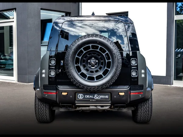 Land Rover Defender 110 V8 P635 MHEV OCTA AWD EDITION ONE - Photo 3