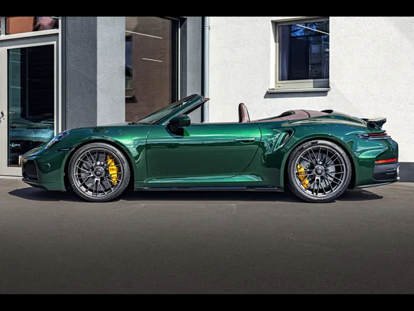 Porsche 911 (992.2) TURBO S 3.6 CABRIOLET PDK (711 CH) - Photo 2