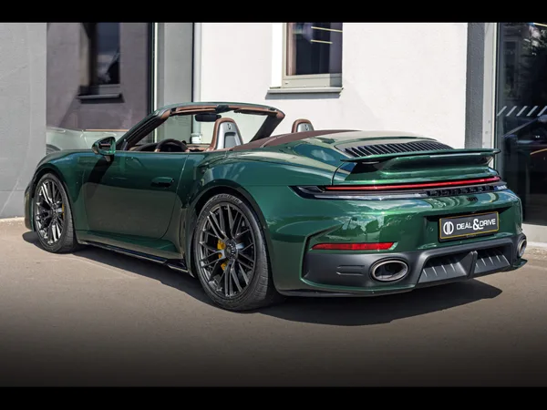 Porsche 911 (992.2) TURBO S 3.6 CABRIOLET PDK (711 CH) - Photo 2