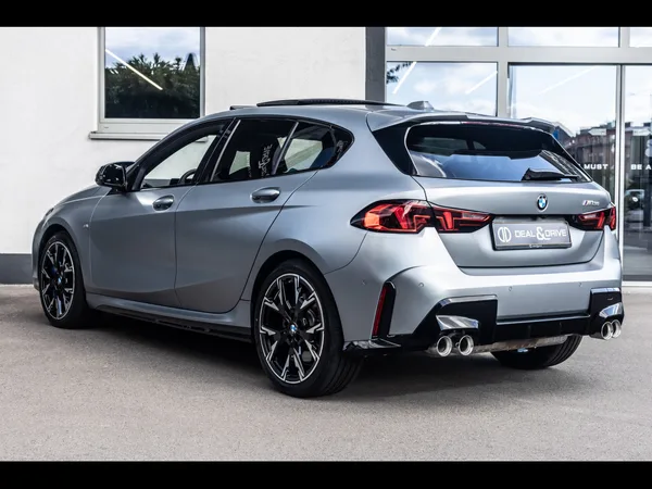 BMW M135 i XDRIVE (F70) - Photo 2