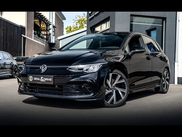 Volkswagen Golf VIII 1.5 eTSI R-LINE DSG7 - Photo 1