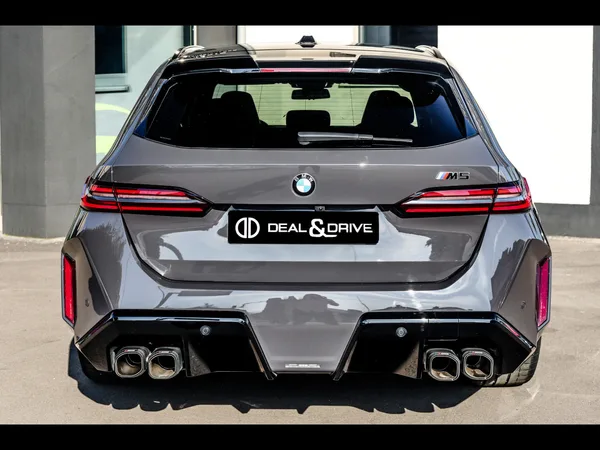 BMW M5 TOURING (G99) - Photo 3