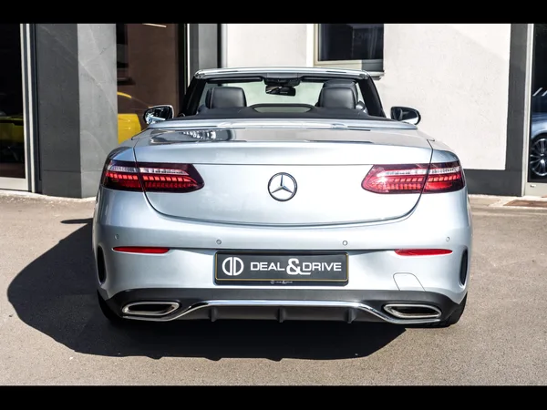 Mercedes-Benz E 300 CABRIOLET AMG-LINE - Photo 3