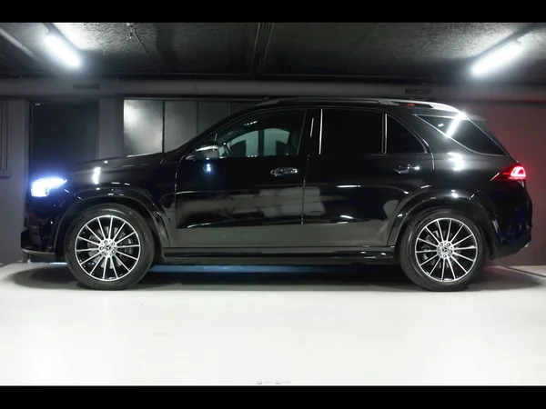 Mercedes-Benz GLE 400 D 4MATIC AMG-LINE - Photo 2