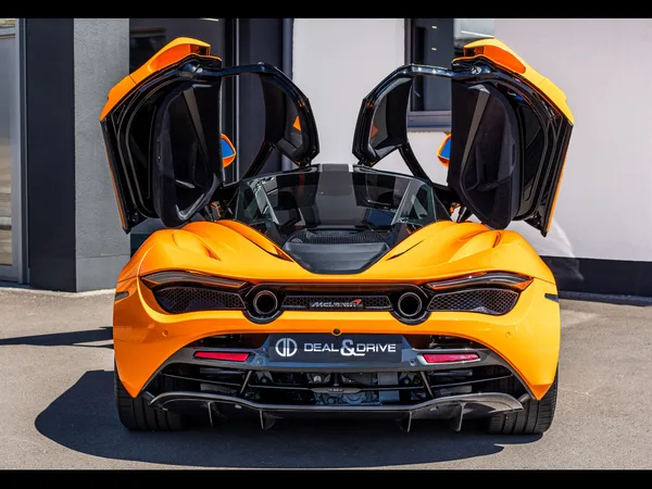 McLaren 720S COUPE - Photo 3
