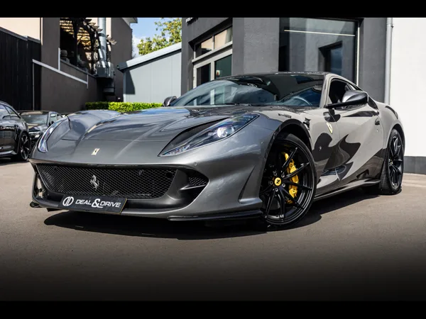Ferrari 812 Superfast 6.5 V12 - Photo 1