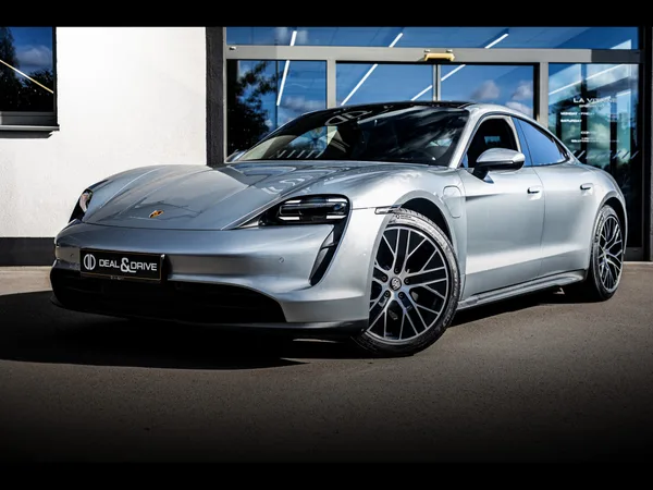 Porsche Taycan (408 CH) - Photo 1