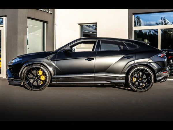 Lamborghini Urus PERFORMANTE 4.0 V8 666 CH - Photo 2