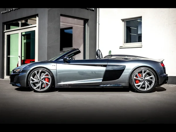 Audi R8 SPYDER V10 PERFORMANCE 5.2 FSI QUATTRO S-TRONIC - Photo 2