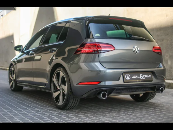 Volkswagen Golf VII 2.0 TSI GTI PERFORMANCE DSG7 - Photo 2