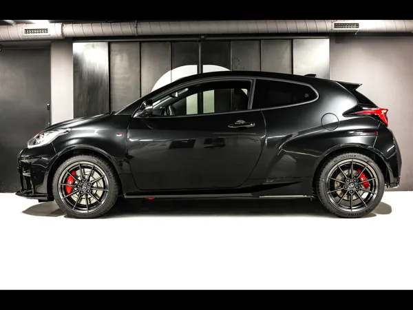 Toyota Yaris GR 1.6L TURBO HIGH PERFORMANCE - Photo 2