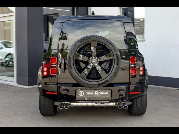Land Rover Defender 110 P425 V8 X-DYNAMIC HSE - Photo 3