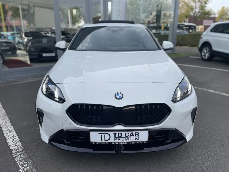 BMW 120 i Pack M Auto - Photo 1