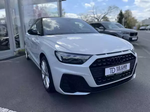 Audi A1 Sportback 35 TFSI S-tronic S-Line - Photo 2