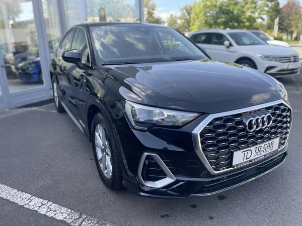 Audi Q3 Sportback 35 Tdi 150 S-Line Auto - Photo 2