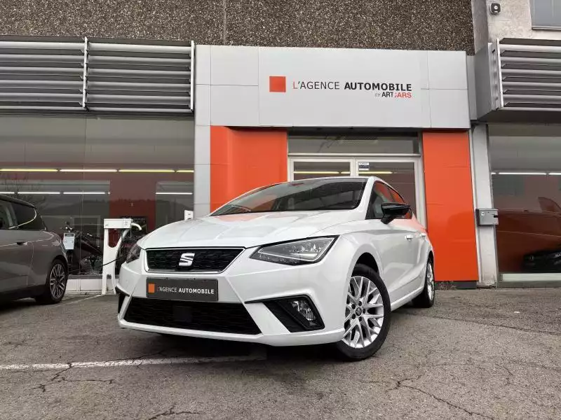 SEAT Ibiza 1.0 TSI STYLE - Photo 1