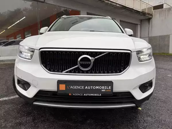 Volvo XC40 T2 Momentum Boite Manu - Photo 3