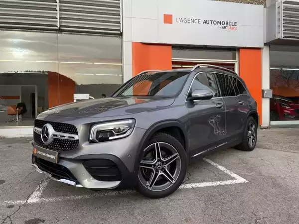 Mercedes-Benz GLB 200 4MATIC AMG LINE - Photo 2