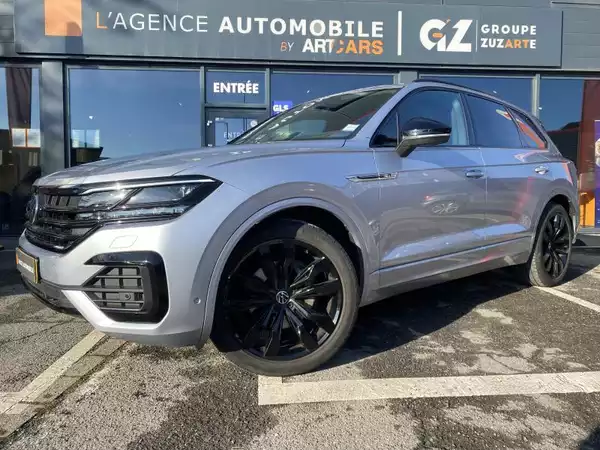 Volkswagen Touareg 3.0 TDI R-Line Black Edition - Photo 2