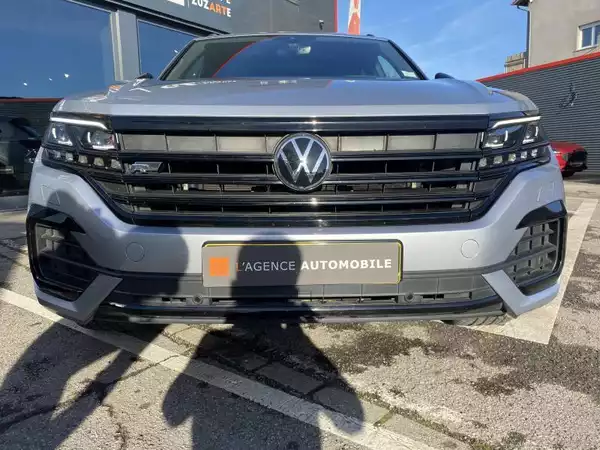 Volkswagen Touareg 3.0 TDI R-Line Black Edition - Photo 2