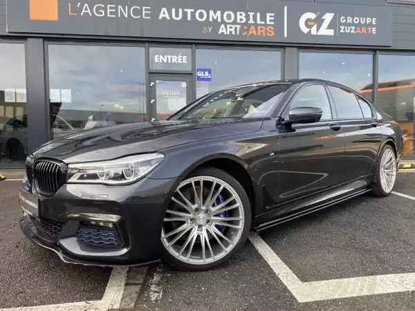 BMW 750 XDrive - Photo 2
