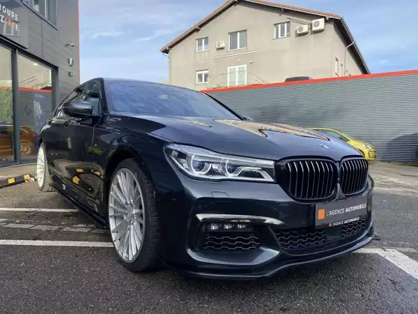 BMW 750 XDrive - Photo 3