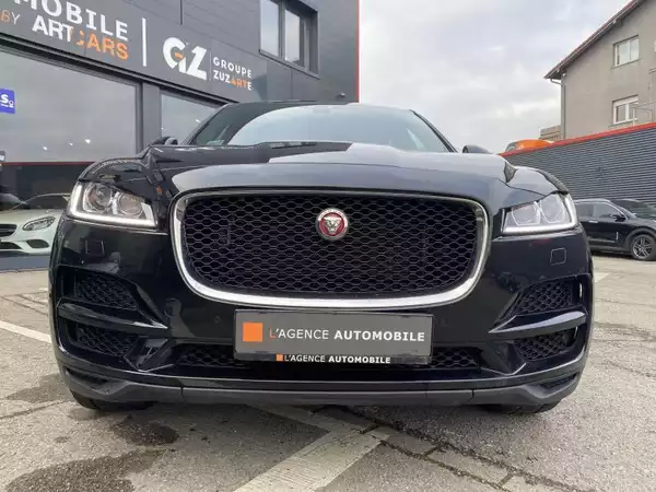 Jaguar F-Pace 180d Prestige AWD - Photo 2