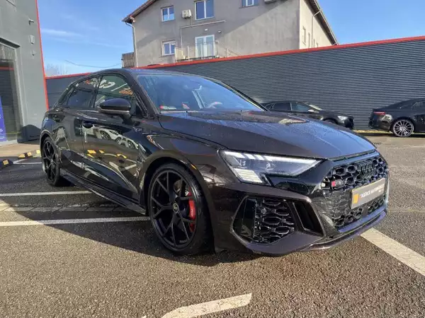 Audi RS3 Sportback - Photo 3