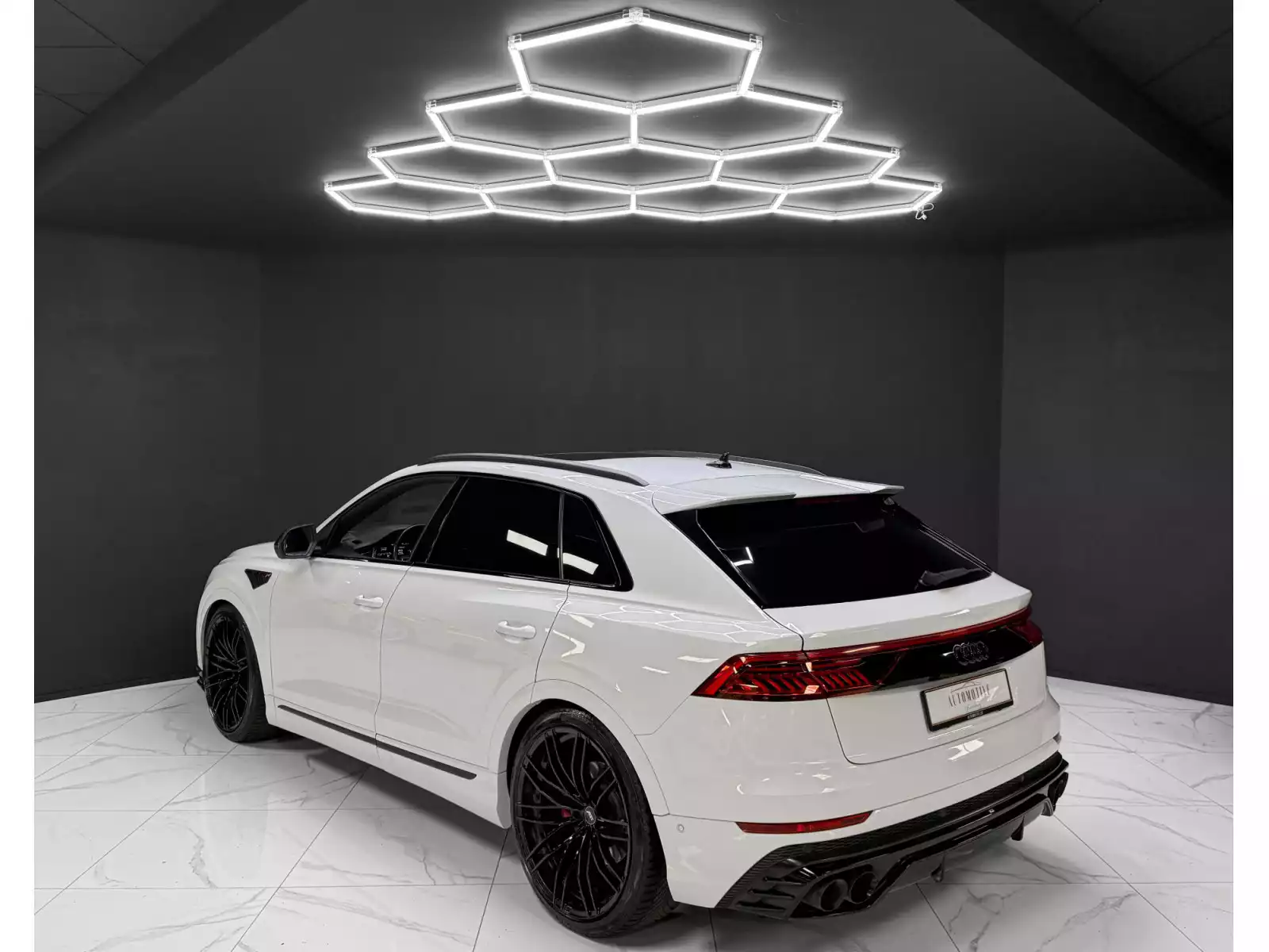 Audi SQ8 4.0 TFSI / ABT / MATRIX / B&O / PANO / HEAD-UP / 360° - Photo 1