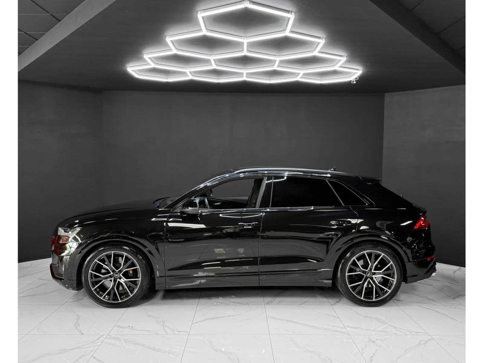 Audi SQ8 4.0 TFSI / MATRIX / B&O / PANO / HEAD-UP / 360° - Photo 1