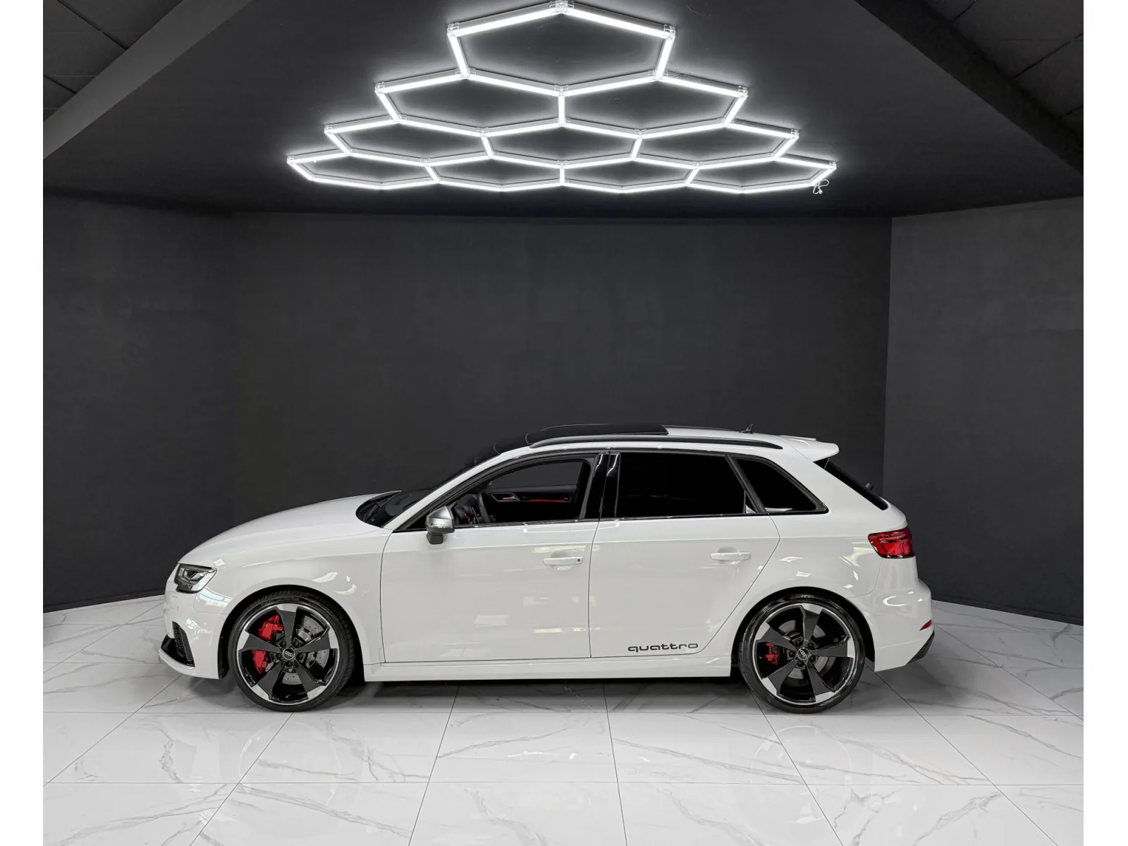Audi RS3 Sportback 2.5 TFSI quattro - Photo 1