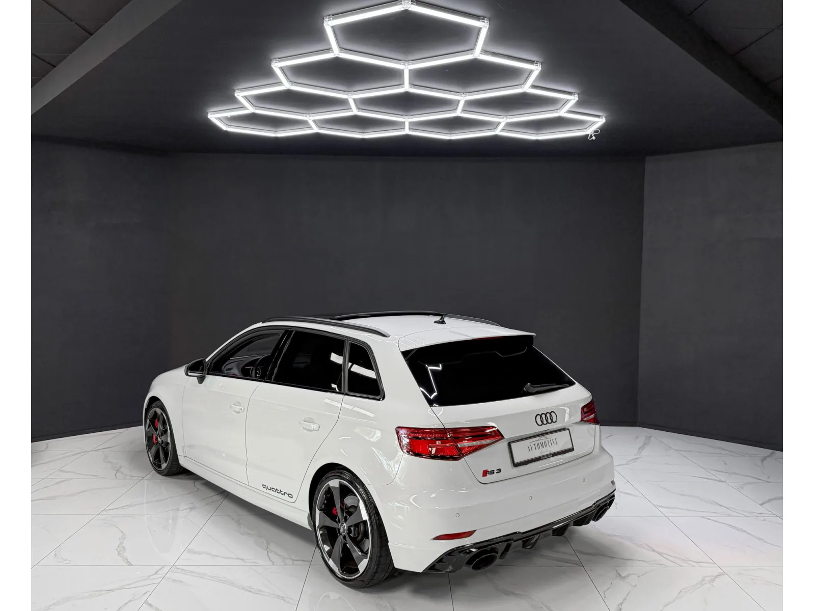 Audi RS3 Sportback 2.5 TFSI quattro - Photo 1