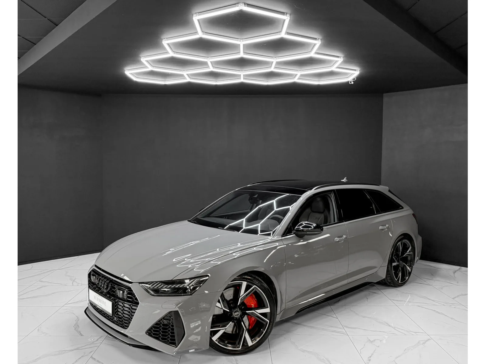 Audi RS6 PERFORMANCE - Photo 1