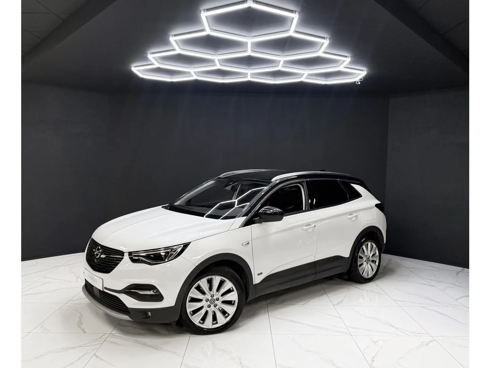 Opel Grandland X Hybrid4 300 Ultimate - Photo 1