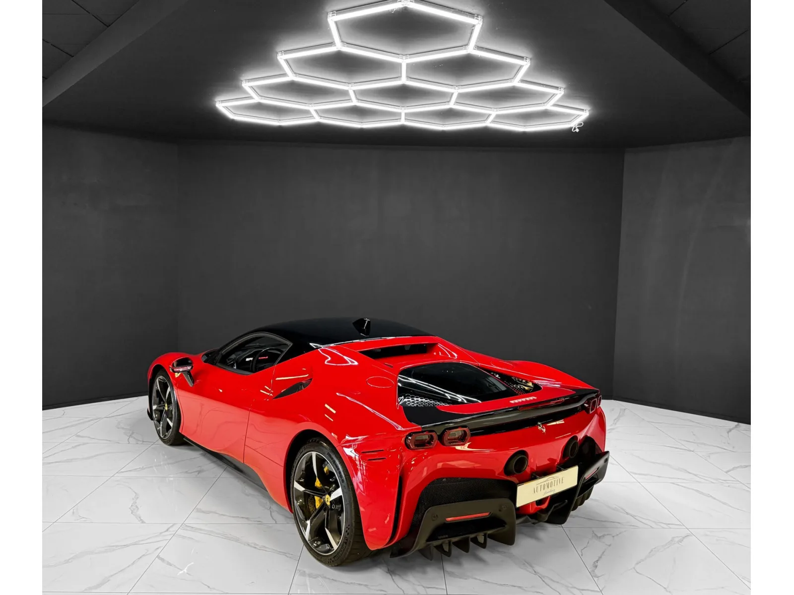 Ferrari SF90 Stradale Racing Seats / Carbon / Lift / JBL - Photo 1