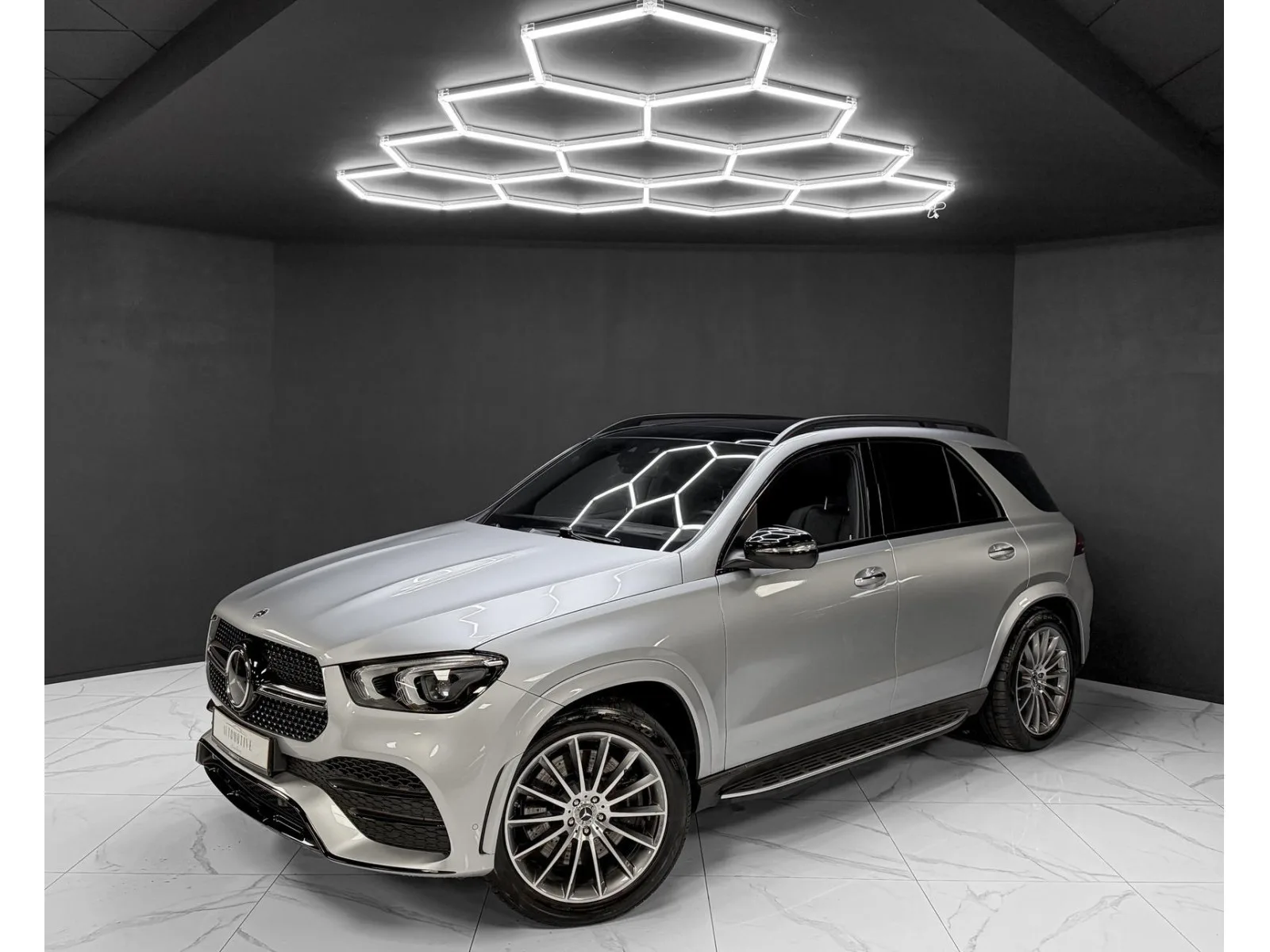 Mercedes-Benz GLE 450 AMG Line / WARRANTY 2027 / BURMESTER / 360° / PANO - Photo 1