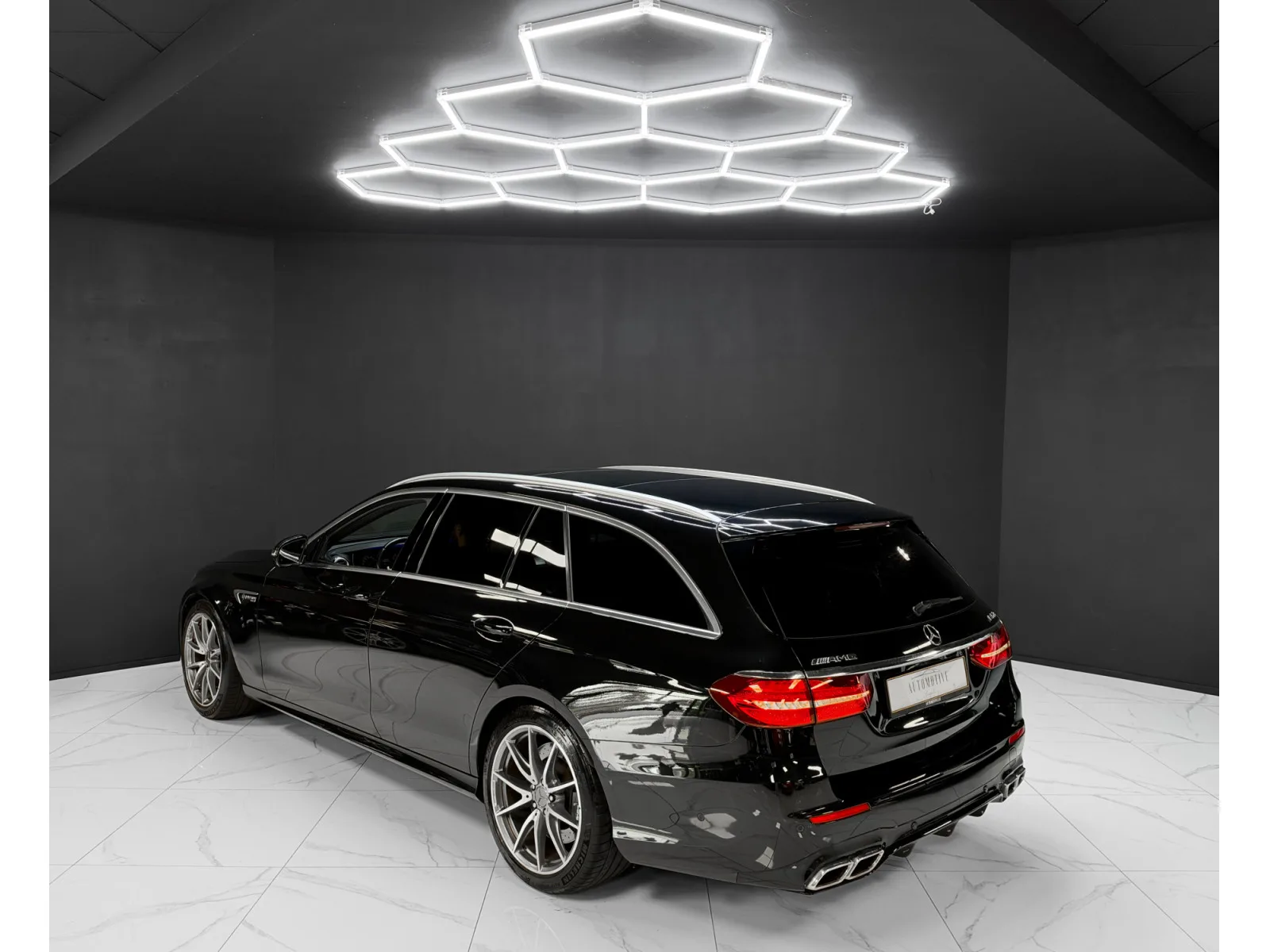 Mercedes-Benz E 63 AMG BURMESTER / MASSAGE / 360 / PANO / HEAD-UP - Photo 1