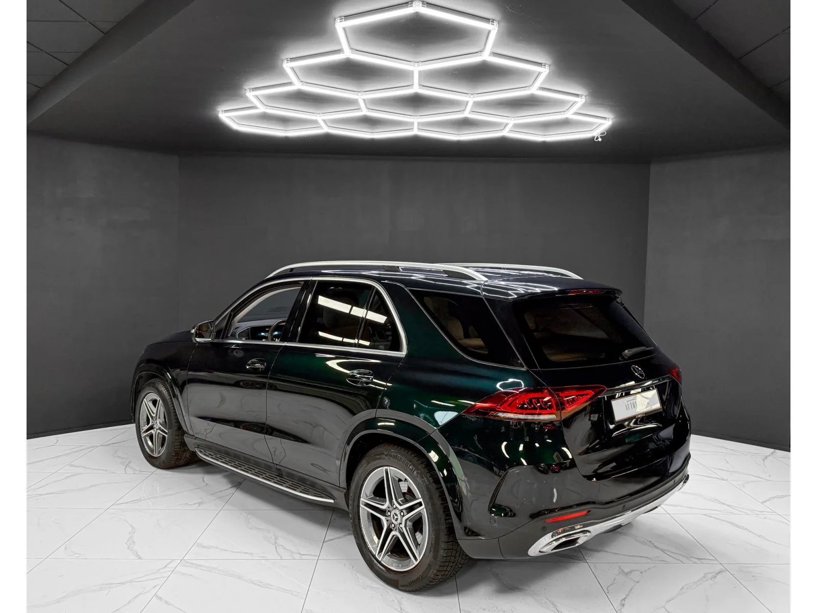 Mercedes-Benz GLE 350 d AMG Line / Spec / 360 / New service - Photo 1