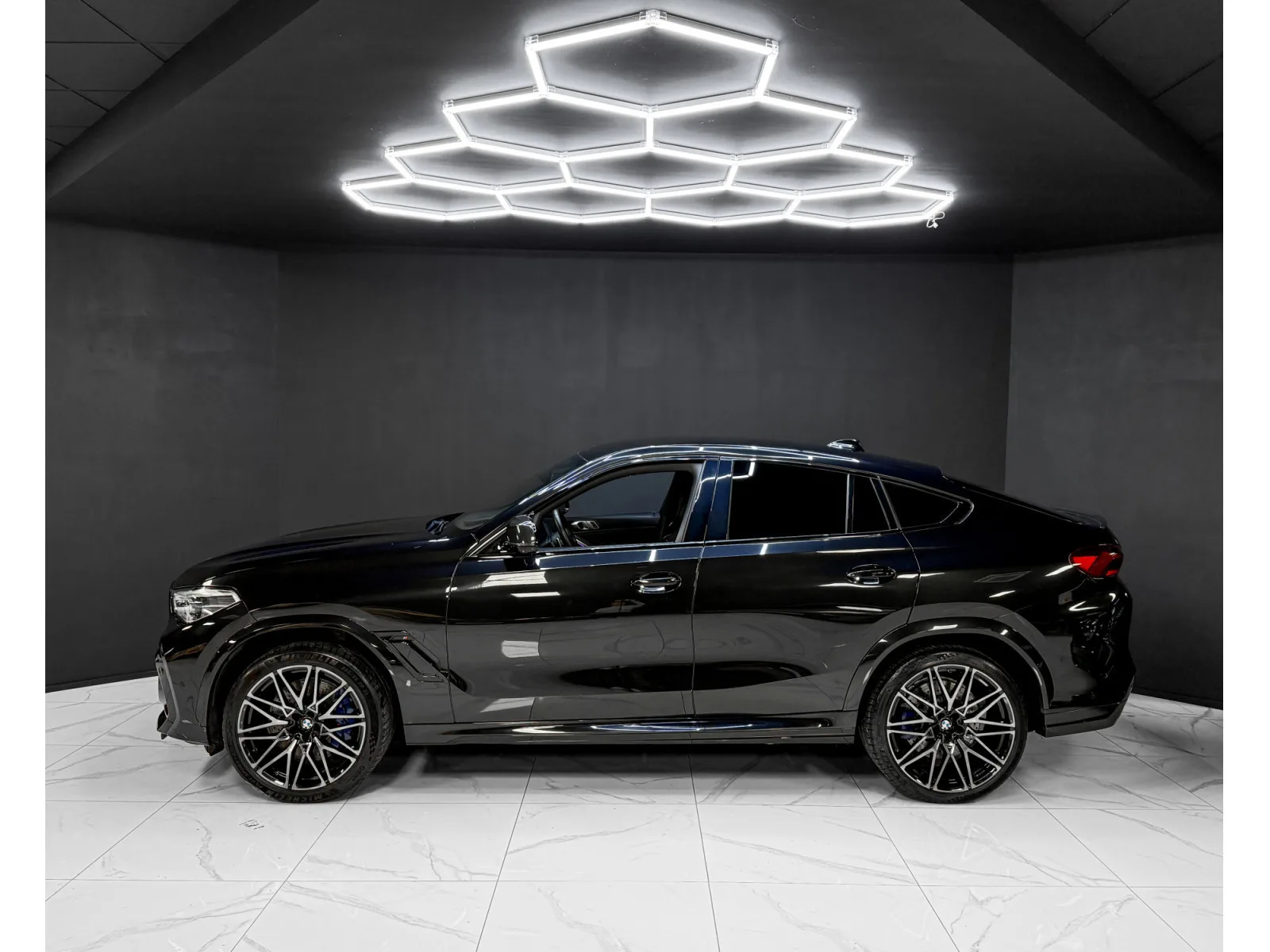 BMW X6 M COMPETITION / HK / 360 / SOFT CLOSE / MASSAGE - Photo 1