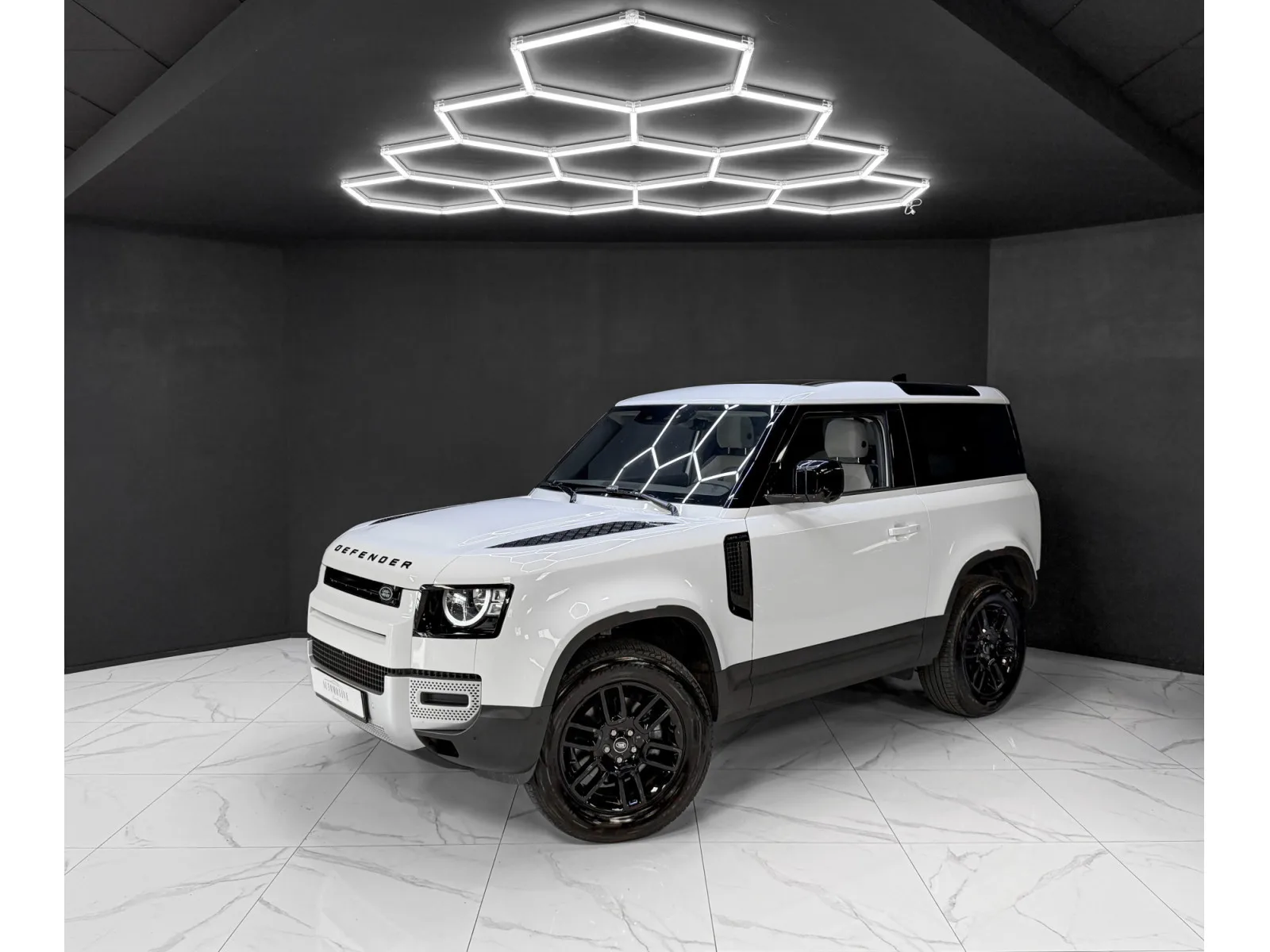 Land Rover Defender 90 D200 S WARRANTY 2030 - Photo 1