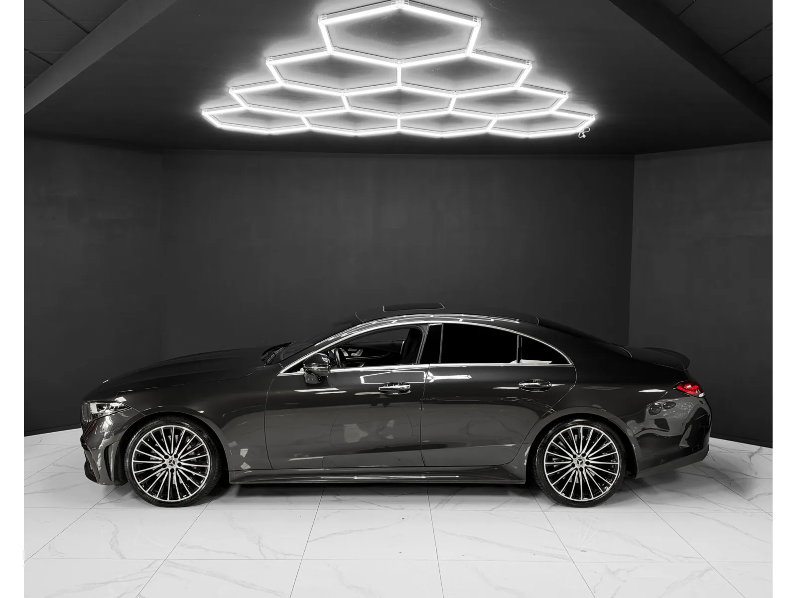 Mercedes-Benz CLS 450 4MATIC AMG LINE / 360 / BURMESTER / AIR SUSP. / HEAD-UP - Photo 1