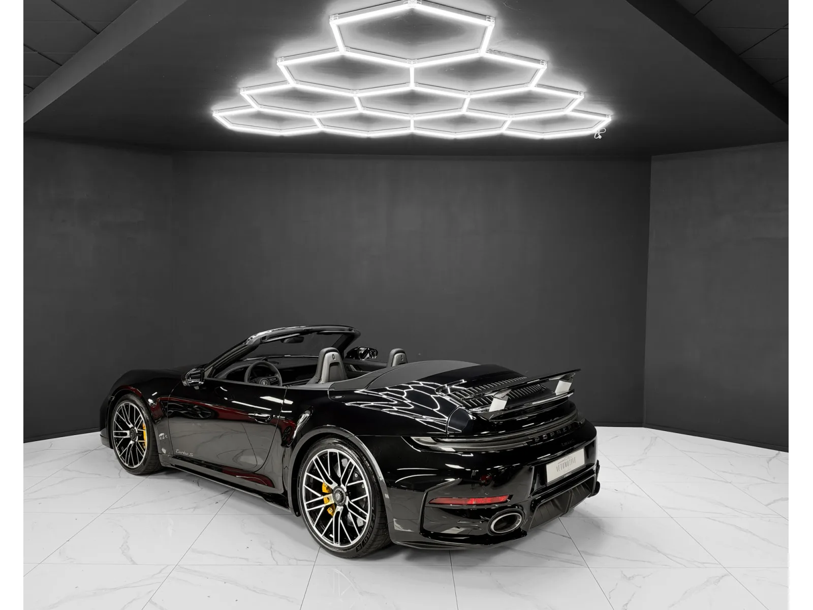 Porsche 992 .2 Turbo S Cabriolet / Lift / Burm. / 360° - Photo 1
