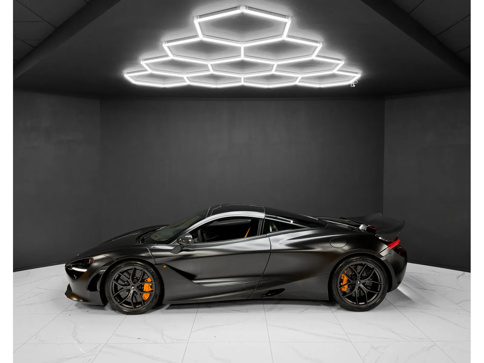 McLaren 720S TRACK PACK / PERF. / CARBON 1,2,3 / CarPlay - Photo 1