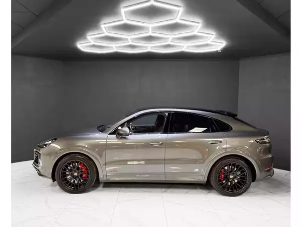 Porsche Cayenne GTS Coupe 4.0 V8 - Photo 2