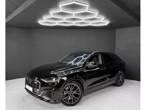 Audi SQ8 4.0 TFSI / MATRIX / B&O / PANO / HEAD-UP / 360° - Photo 1